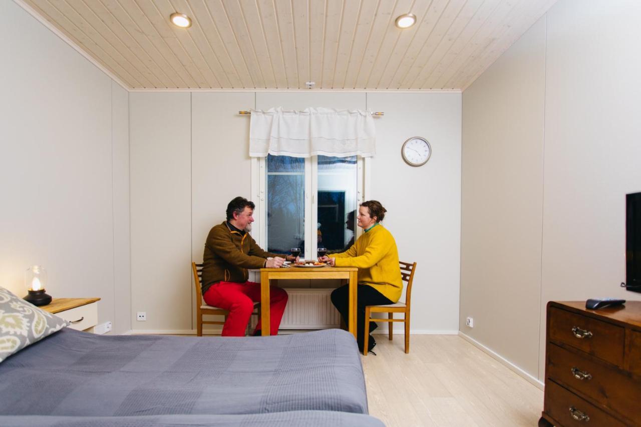 Labbnaes Semesterhem, Radhuset Kemiönsaari Exterior foto